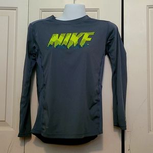 Nike Womens Long Sleeve Shirt